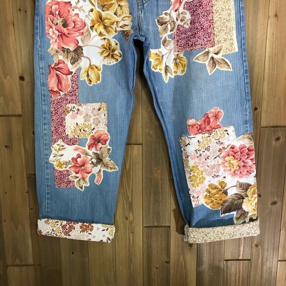OOAK Levi’s Upcycled Boyfriend Floral Patch Jeans Sz 36/30 - Picture 5 of 16